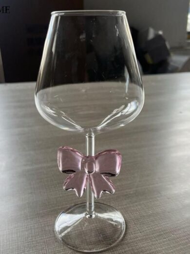 Bow Champagne Glass