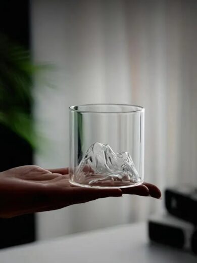 3D Mountain Glass